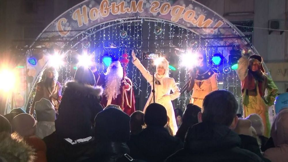 Новогодняя ночь в городах. В программе – концерты, дискотека: