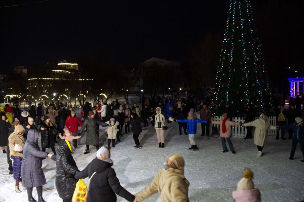 � �������, 13 ������, ������������� �������� ������ ����� ���. � ������� ��� ��������� � �������������� ����� � �����