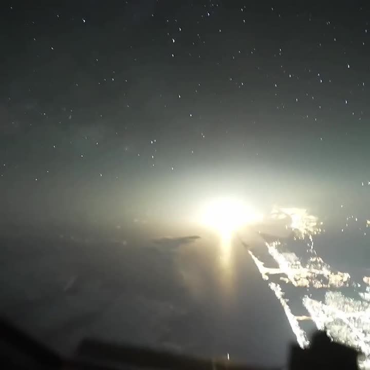 ��� �������� ������ ������ SpaceX Falcon 9 � ����� ������������ ���� �������