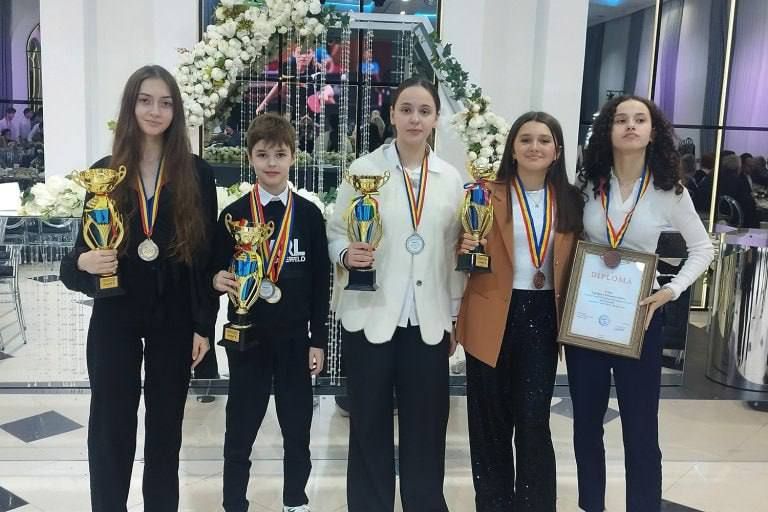 ����� ���������� ����� ���������� � � ������ ������� �� �������, ������ ��������������� ���������� �� ����������� ������� � � ������� � ��������