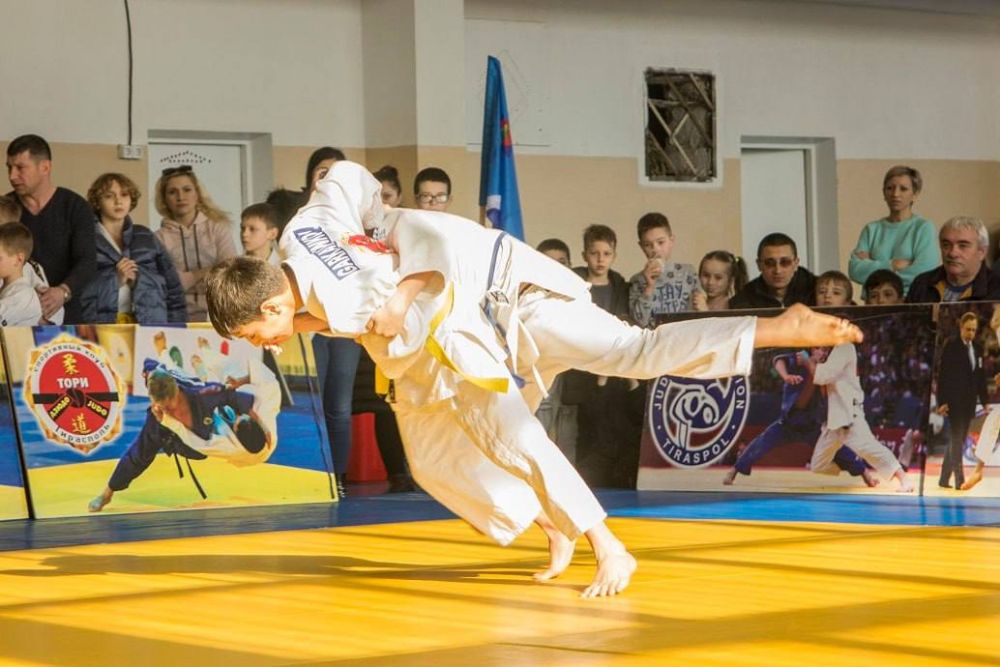 �����������, ����������� �� ��������������� � ������������� �������������, ����� ����������� ���������� ������������ ���������� ������������� �� ����� ����������� ������� ������