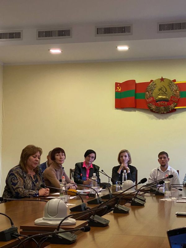 25 ������ � ���������-���� ��� ��. �.�