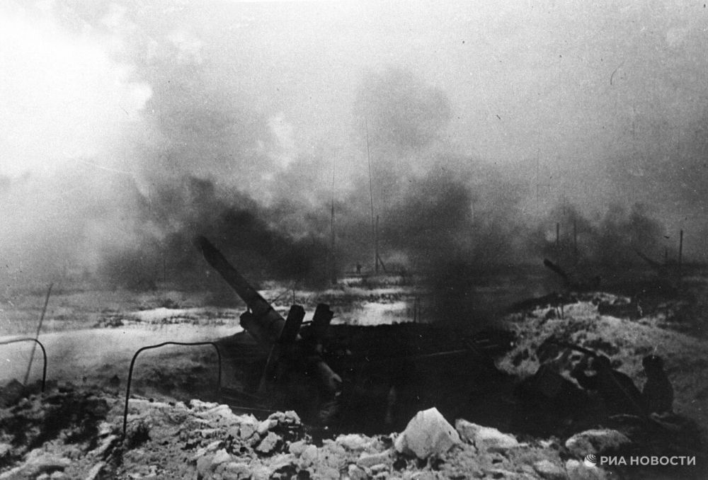 ������: ����������� � 80-����� ������������ ���������� ��������� � �������