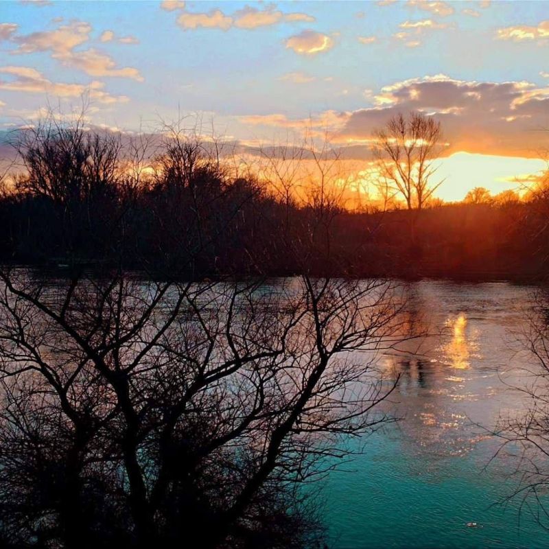 � ����� ������������ ����� ��� ����� � �������