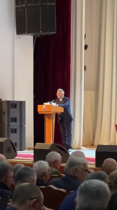 ������� ���������� ������ �������� �������� ��������� � ���������� ������ �� ���������� �����: ��� ����� ���� � ����. ������ �� ������. �� �� ���� ������, ��� �� ����. ������� ������ �� ������ ��� ���� ���, ��� �� �����