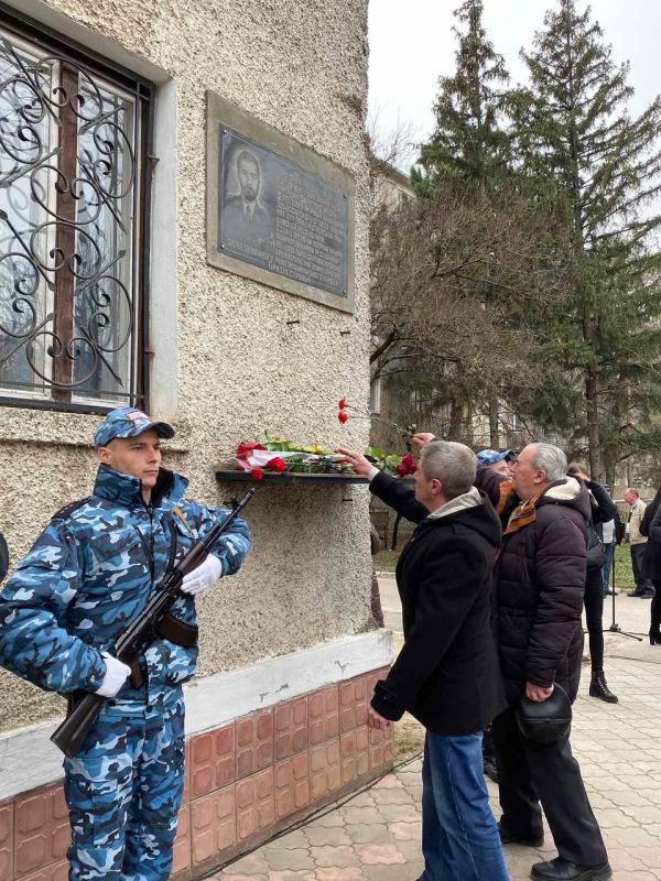 � ���������� ������� ������ �������� ���������� �������������