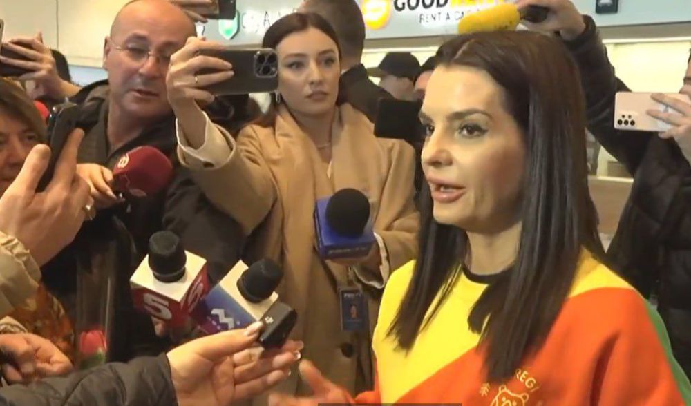 Глава Гагаузии Евгения Гуцул вернулась в Молдавию из России, ее встречали родственники и соратники