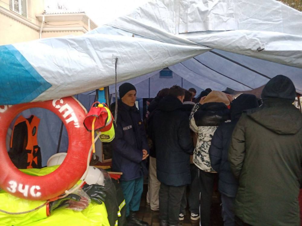 ������� �����. ����� ����� ����� ������ 14 ����� � ��������-������������ ������ �. ��������� �������� ������ �� ������� ����������� �����������. ������� ����������, ��� �� ���������� � ������������ � ��� �������� 2,5 ����� ���� �������� �����