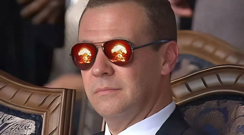 Дмитрий Медведев поздравил Владимира Путина и предложил уеб@ть по Банковой в честь победы в выборах президента