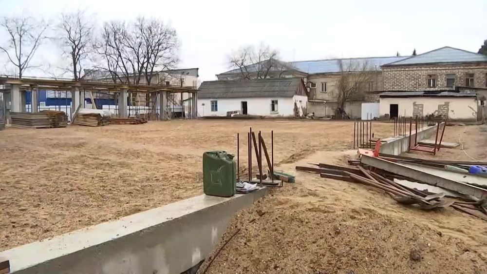 ��� �������, �������� � ����, ��� ����� ������, ����������. ������ � ������� �������, �������� �� ������ ����. �� ������ ����� � �������, ������-��� � ���������