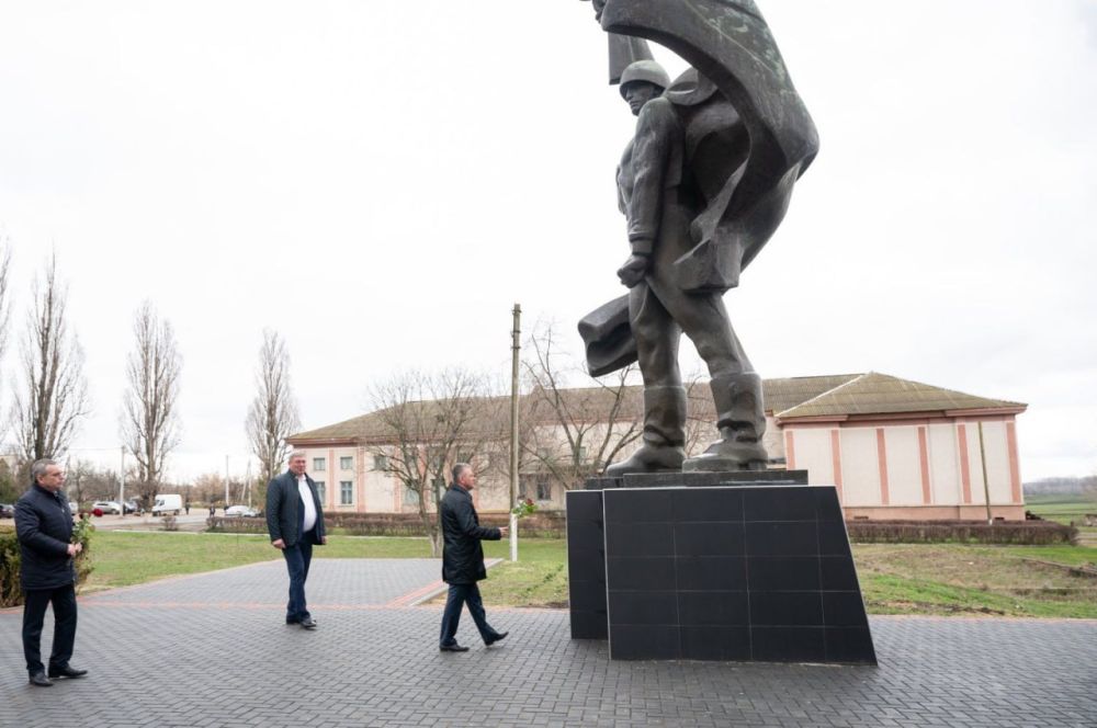 ��������� �������� ����� �� ��������� � ���� ���