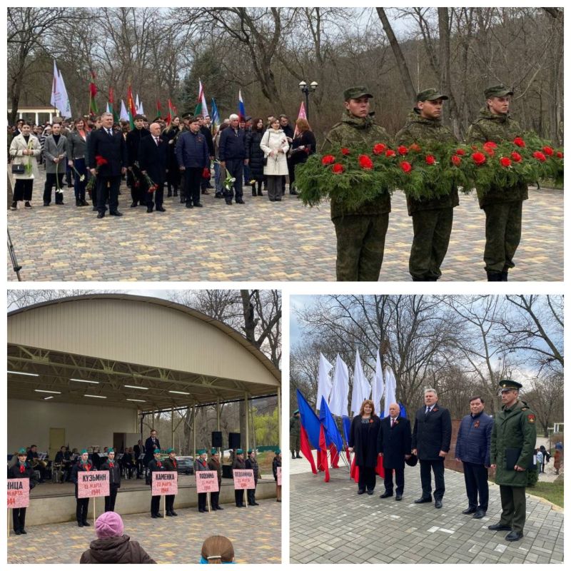 Руководство и жители Каменского района, гости и приглашенные собрались, чтобы вместе отдать дань памяти воинам-освободителям.