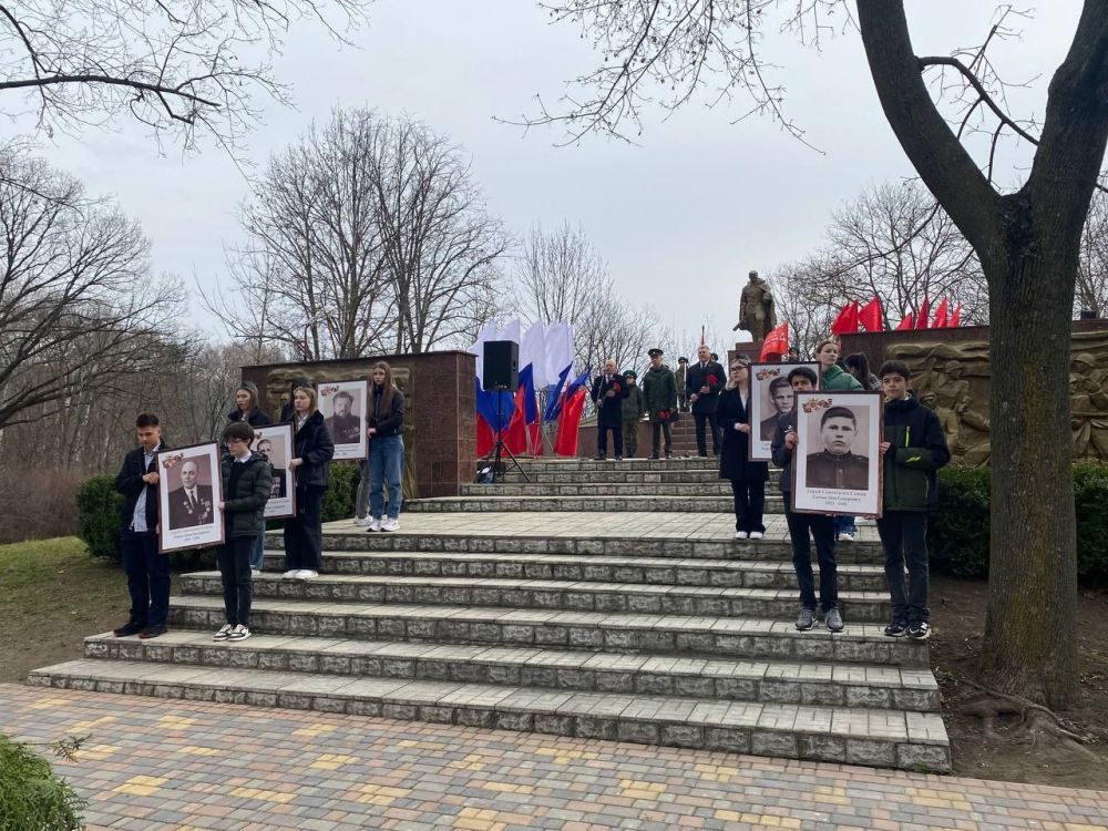 ������ � ���������� ������ �������� ������������ ��������� �������� �� �����������