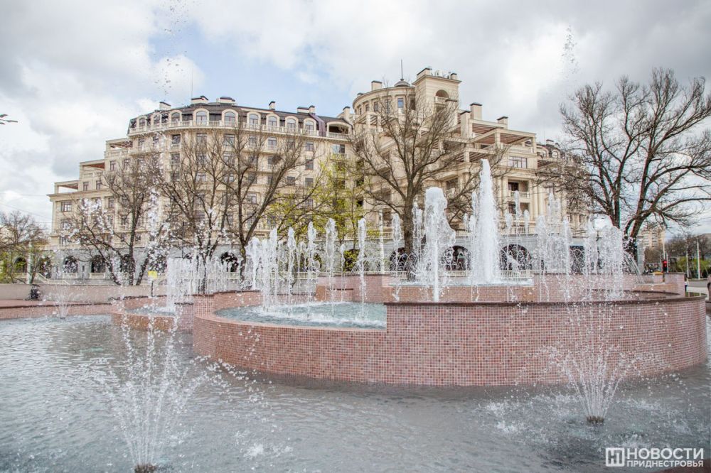 ������� � ��������� �������� 12 ������ � 80-����� ������������ ������ �� �������-��������� �����������