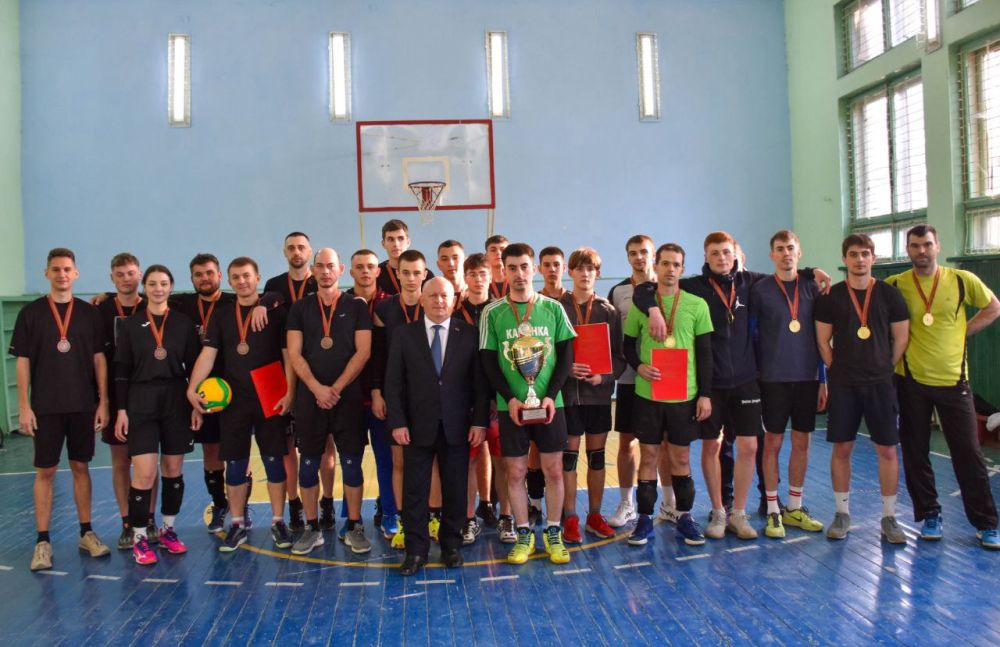 24 ����� ��������� �������� 80-� ��������� ������������ ������ �� �������-���������� ���������