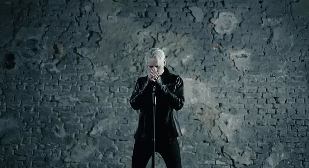 ����� ����� �������� �����-������� � ������ � �������� � ��������