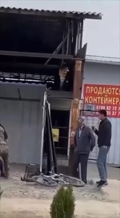 ���� �� ����.. � �������� �������� ��������� 18-������� �� ����� �� Mortal Kombat