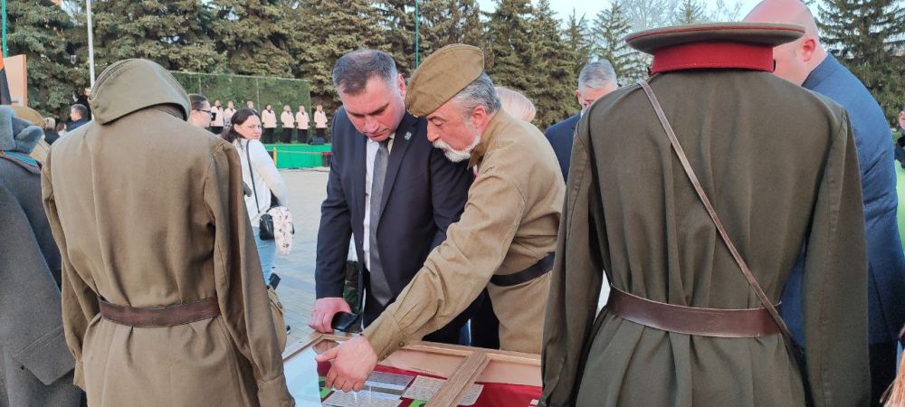 ����� ������ ����� ����������� ������������ �������� " ��� �������� � ����������� ��� ����� � �����"