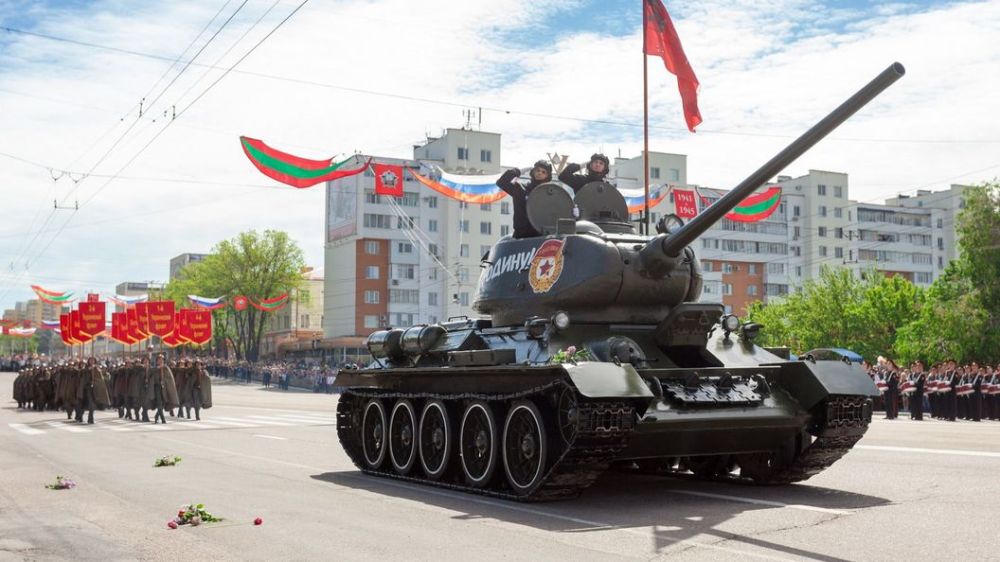 12 ������ ��������� ������� 80-����� ������������ �� �������-��������� �����������