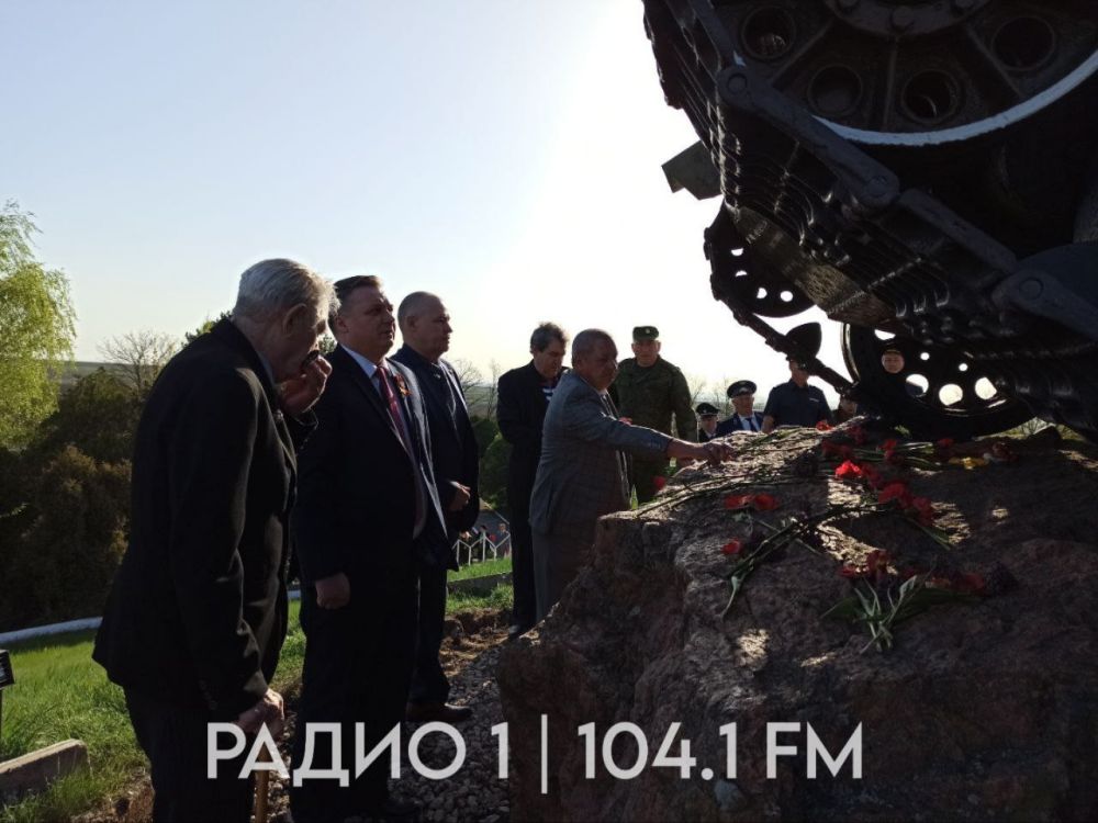 � ���������� �������� ����������, ����������� 80-����� �� ��� ������������ ������ �� �������-��������� ����������