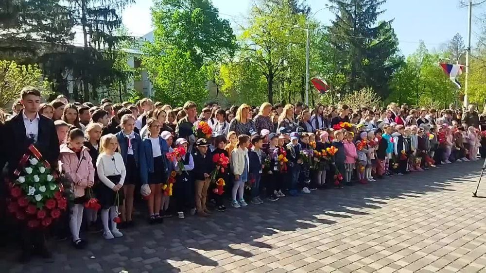 ������������� ����� �������� 80-� ��������� ������������ �� �������-��������� �����������