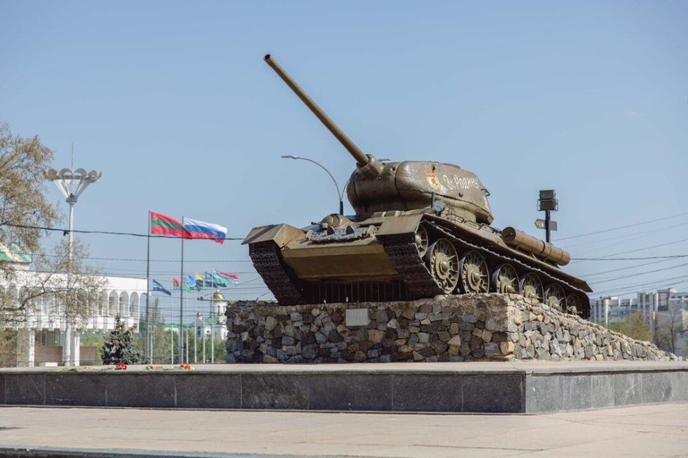 ��������� �������� 80-� ��������� ������������ �� ���������� �����������