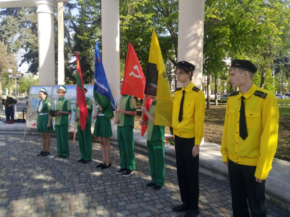 ���������, 12 ������. � ������ ����� ����� ������ ������ ����� � ������ ��������� �������� ���������� ������