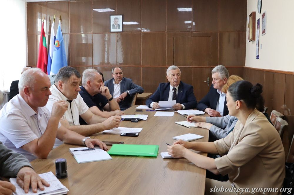 ������� ������� ����� ��������� � �������