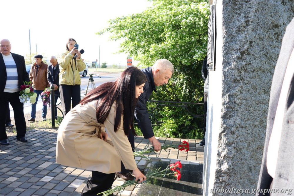 32 ���� ����� ���������� ���������� ������ ������ ���������� ���������� ������� ���������