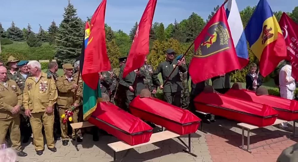 �� ���������� ��������� � ������� ���������� ������� 15 ��������� ������, �������� � 1944 ���� � ���� �� ������������ ��������