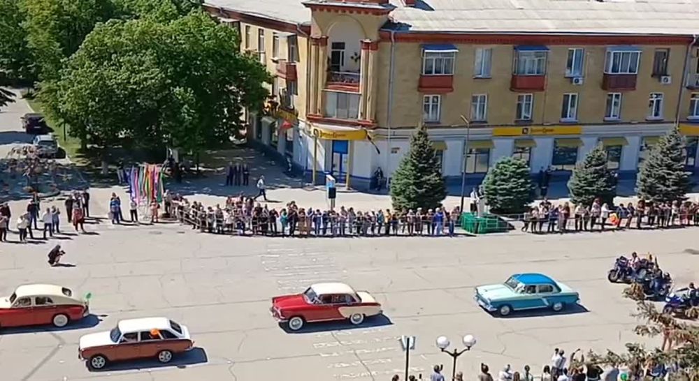 ������ ������� ��������� �� ������ � � ���� �����