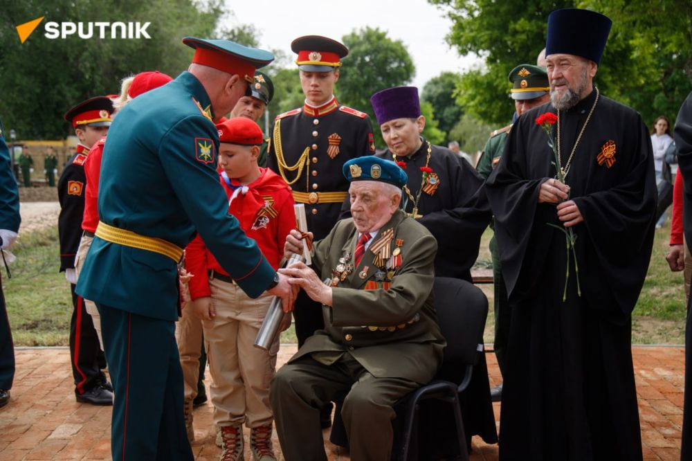 �������� �������� ������� 98-������ ������� � ������������� �������� ������ �� �������� ������������� ��������� "���������� ��������"