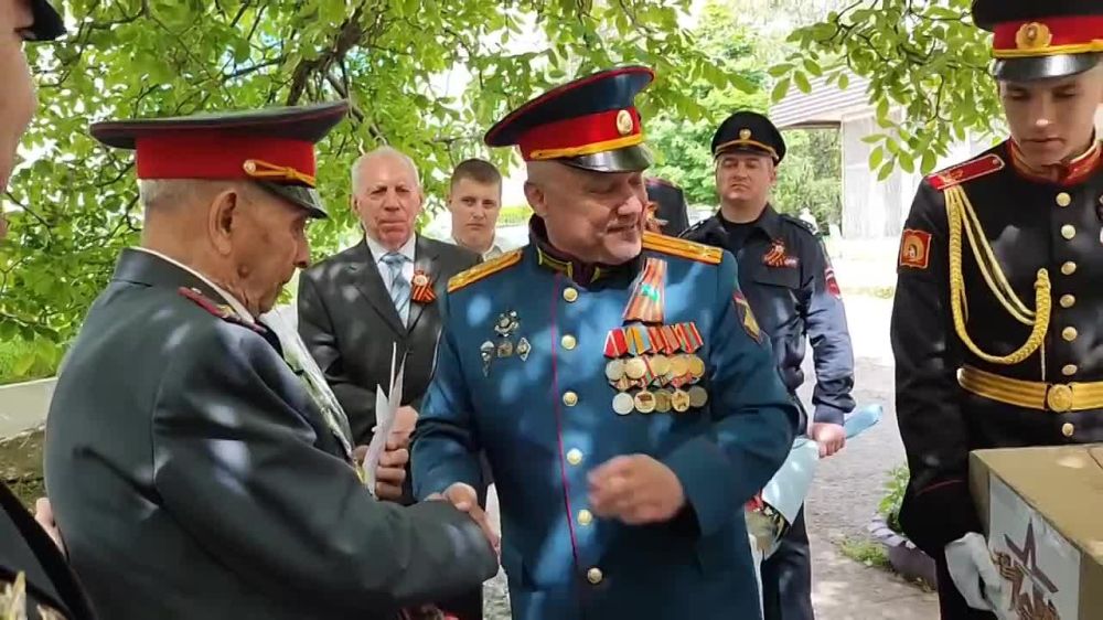 �������� ������� ������������� ����� ������� ��������� ���������� � ���� ������ � �������