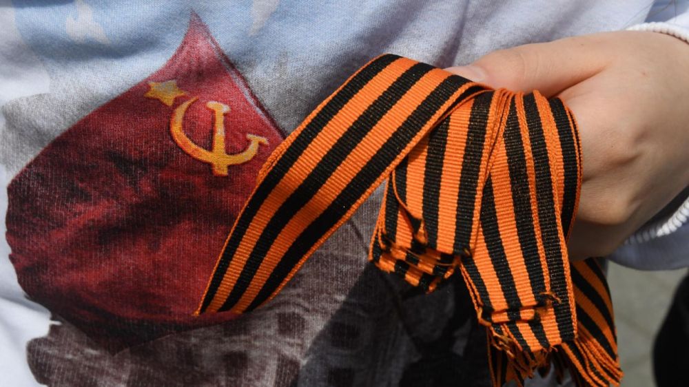 � ������� ����� 200 ������� ������� ������ �� ������������ �����