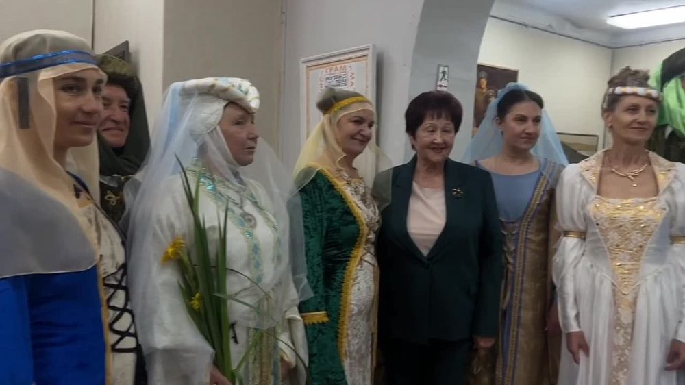 ���� � �������������� ����� ������