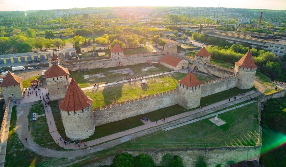 3,5 ������ �������� �������� ������������� � ���� ����