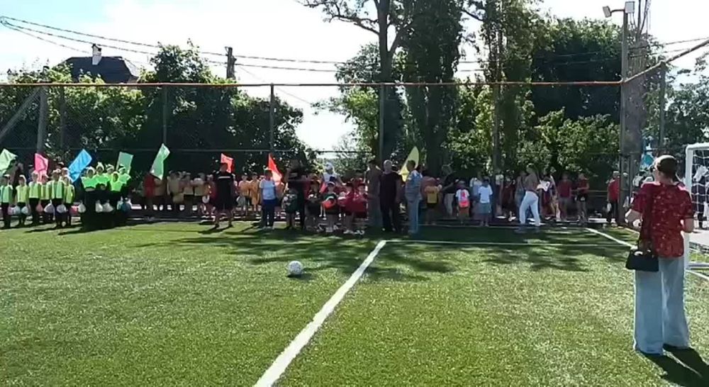 Вместо перерезания ленточки