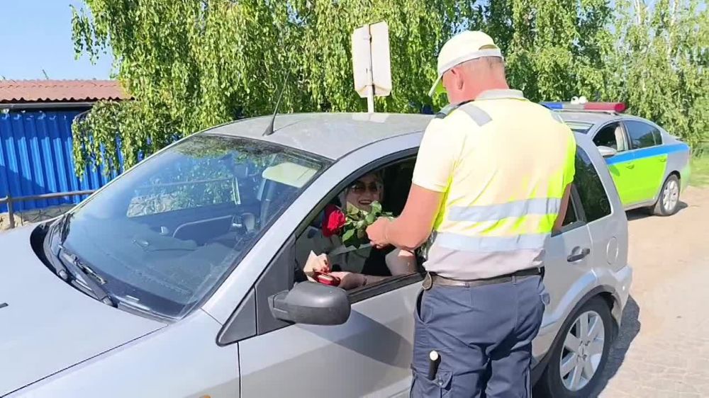 - ��� ��� ���?. - ����. - � �� ���? - ���, ������ ���