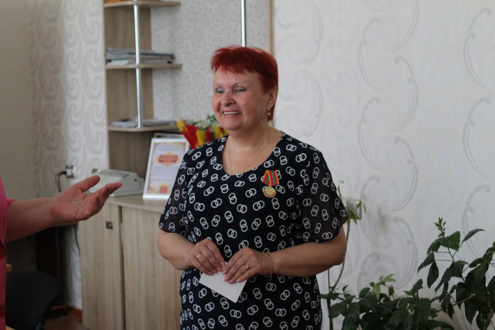 ������� 4 �����, ������� ������-��������, ������ ������� �������� ����������� �������� ����������