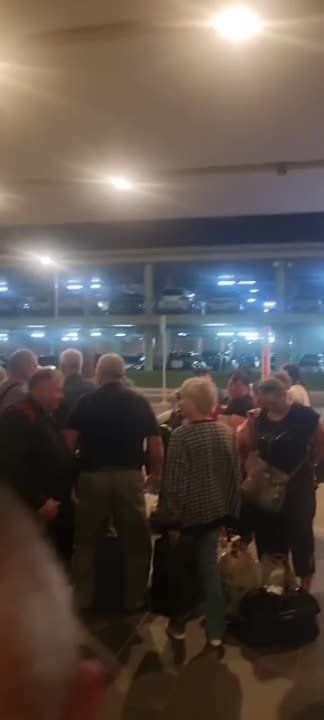 ������� ������-�������, ������� ���������� � ��������� � ������ ��� �����, � ����� ������� �� ����� ����������� ����� � .. �����