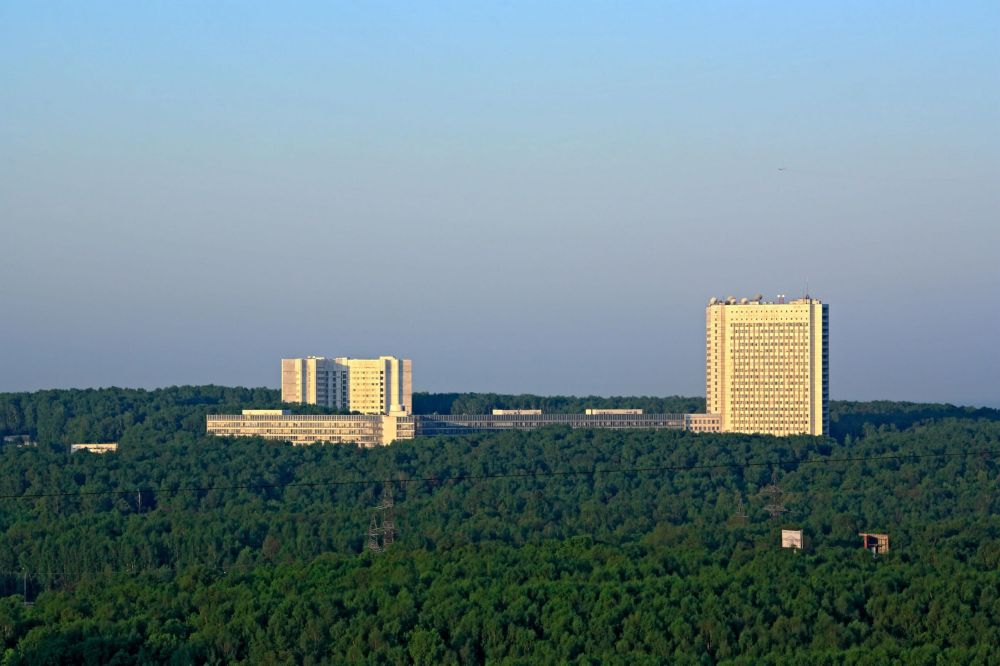 При отказе от предложений президента Владимира Путина следующие условия мира будут для Украины более жесткие (с) глава Службы Внешней Разведки РФ Сергей Нарышкин