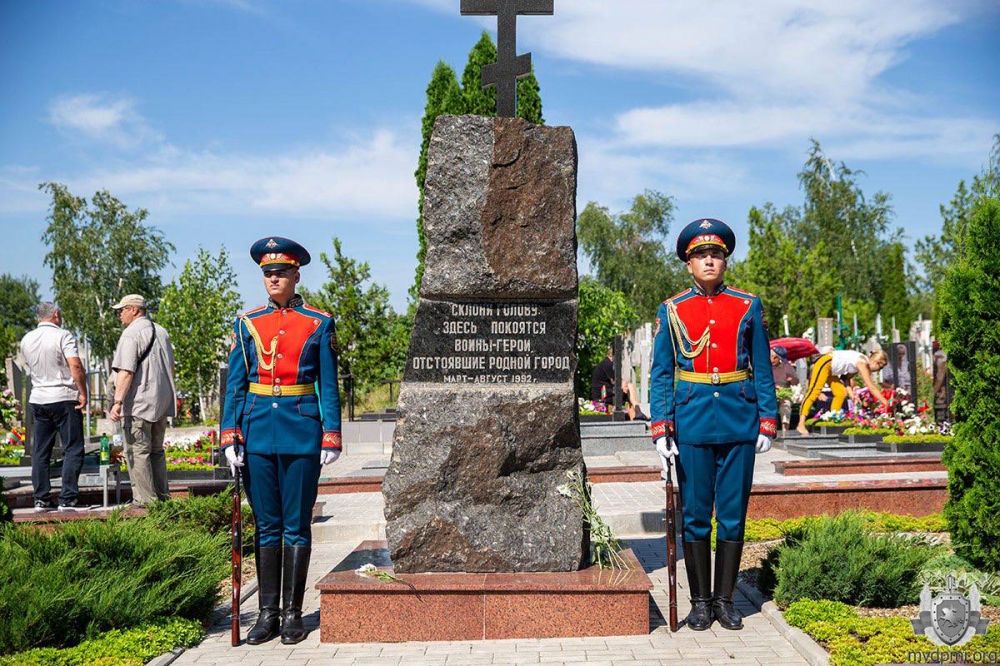 ������ � ��� ��������. �������, ���������� 19 ���� 1992-��, �������� ��������� � ������ ��������� � ������� ��������������