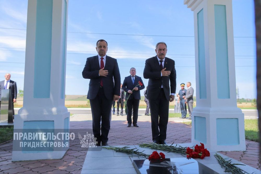 � ������� ����� ����� � �������� ������ ���� ����������� ��������� �����