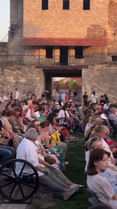 ����� �������� � �������� ���������� �������� ���� ������ ��������� ������� � �������