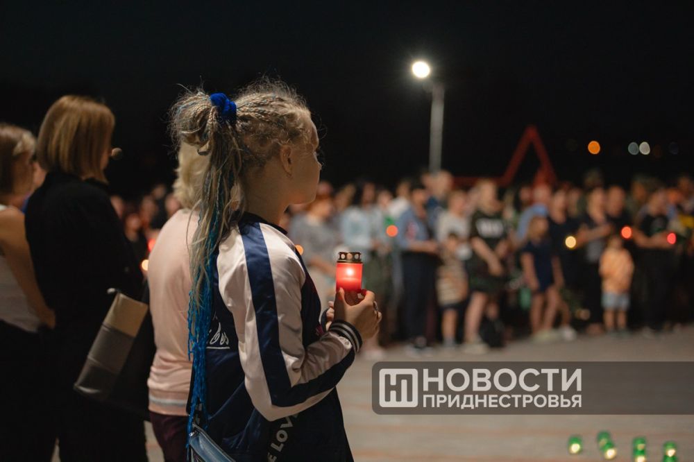 Кадры со «Свечи памяти» в Бендерах