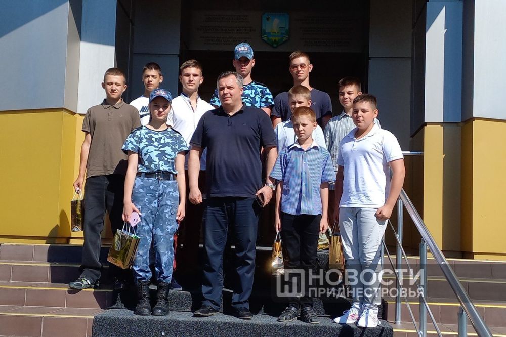 ����� �������� ������ ����� ���������� � �������� � �����������