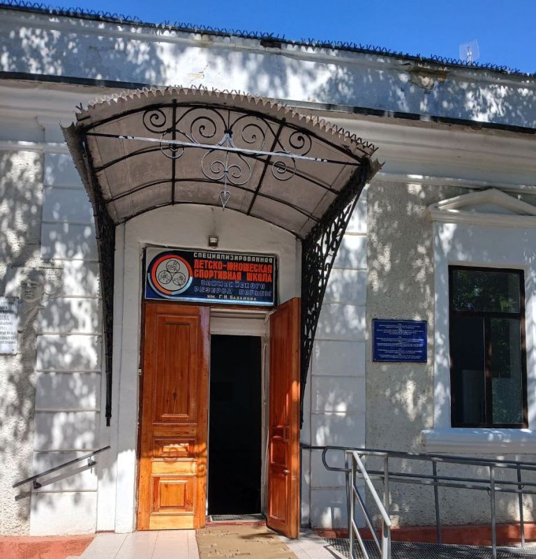 �� ���� ������-��������� ����� ������������ ������� ������ ��. .�