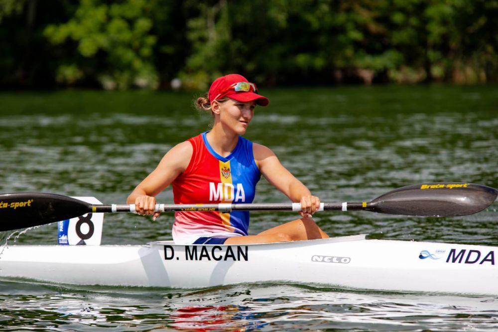 ��������������� ������������ ������ 4 ����� �� ���������� ������ U19