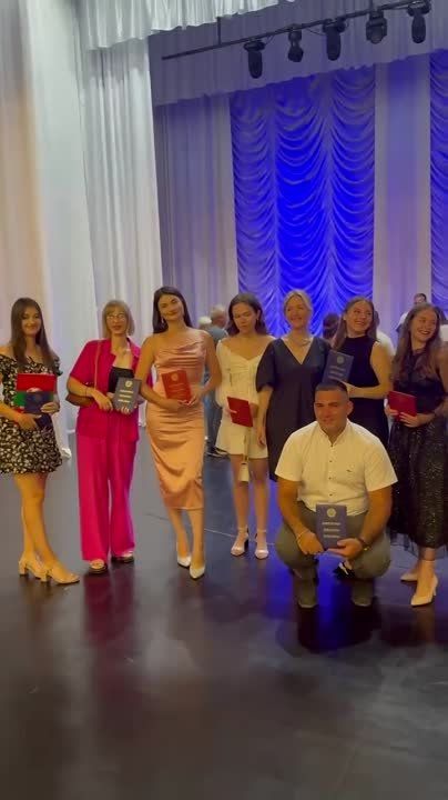 ��������-��! 4 ���� �� ������ �����