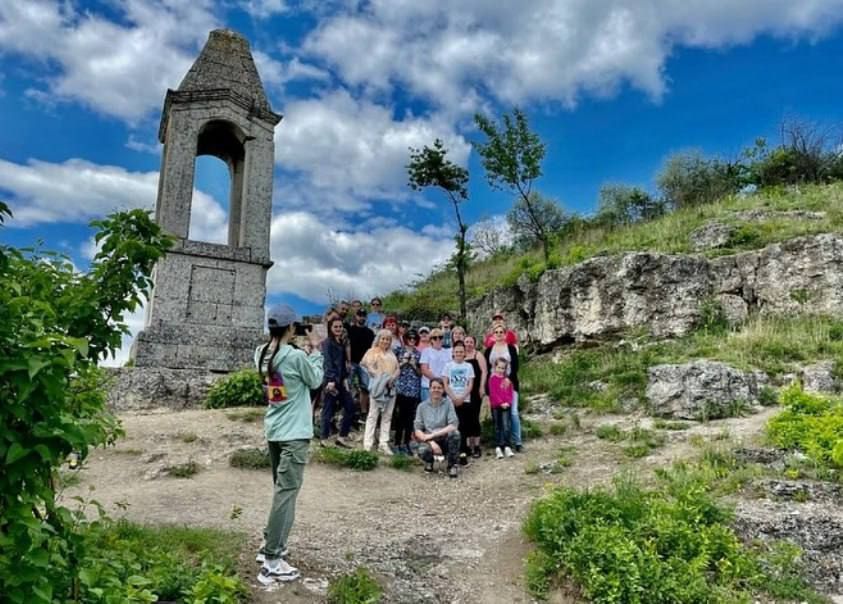 �� ��� 800 �������� �� ������������� ��������������� ������������� ��������